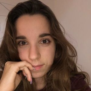 Meet your Posher, Joelle